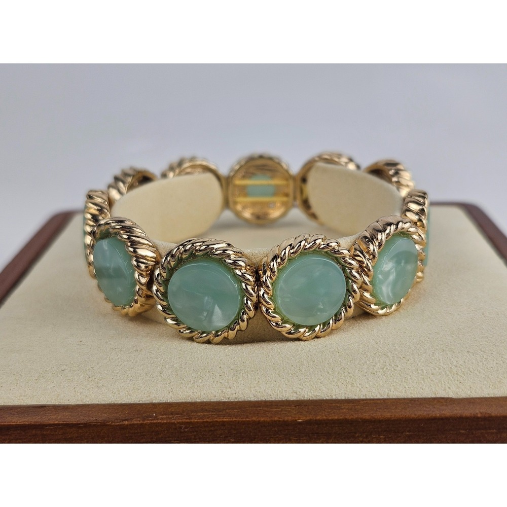 Monet 5 Pc Mint Green Cabochon Gold Tone Set Necklaces Bracelet Earrings WOW! - Picture 7 of 13